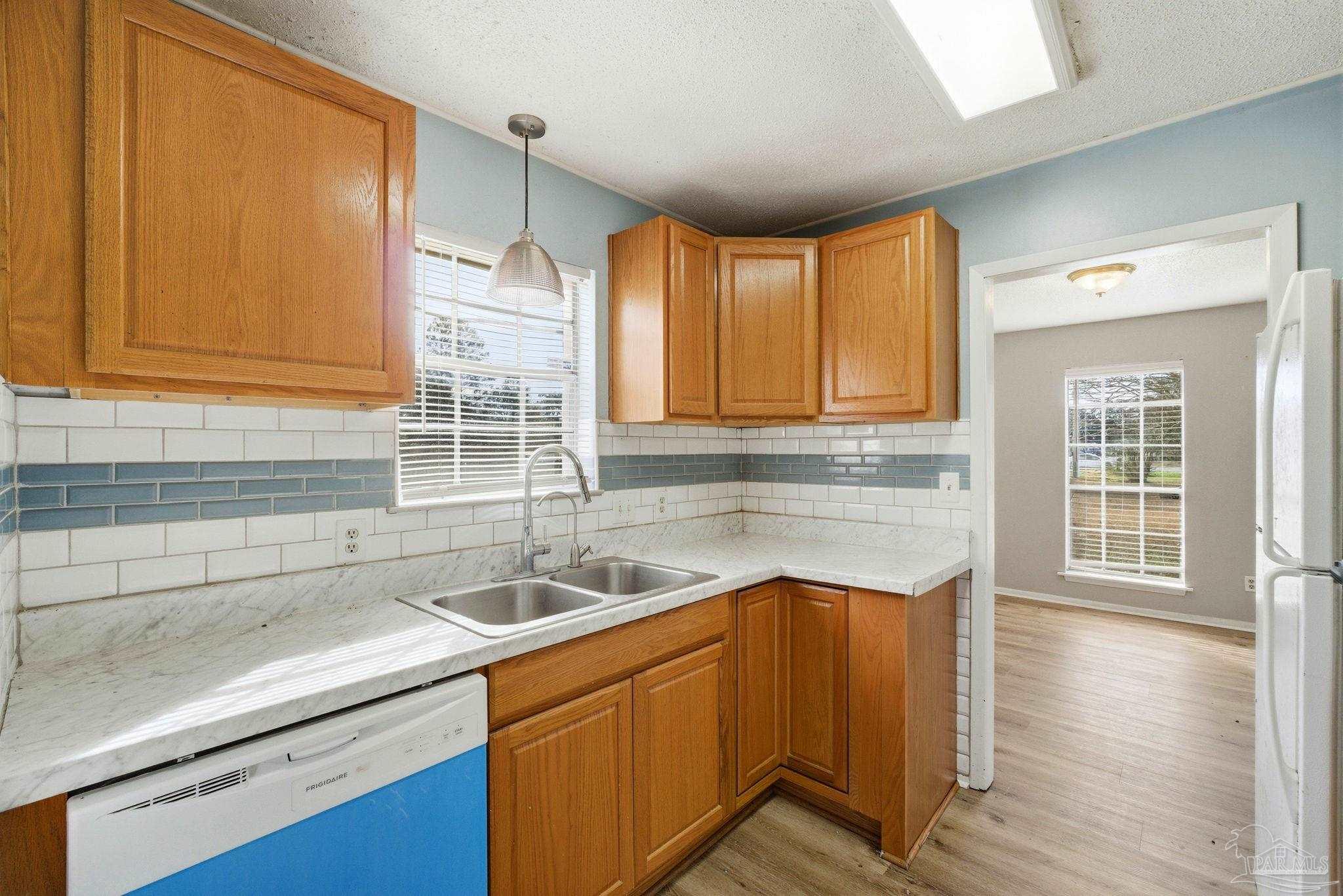 6430 West 9 Mile Road Pensacola, FL 32526 - Photo 9 of 29