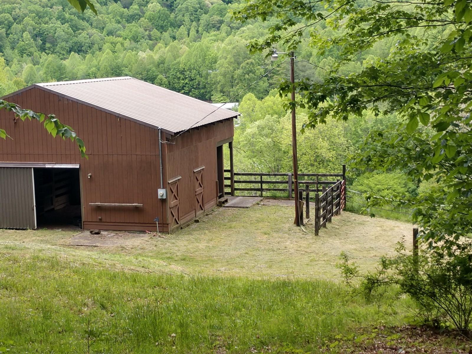 5036 Back Valley Road Big Stone Gap, VA 24219 - Photo 50 of 107 IMG_20200518_155913376_HDR
