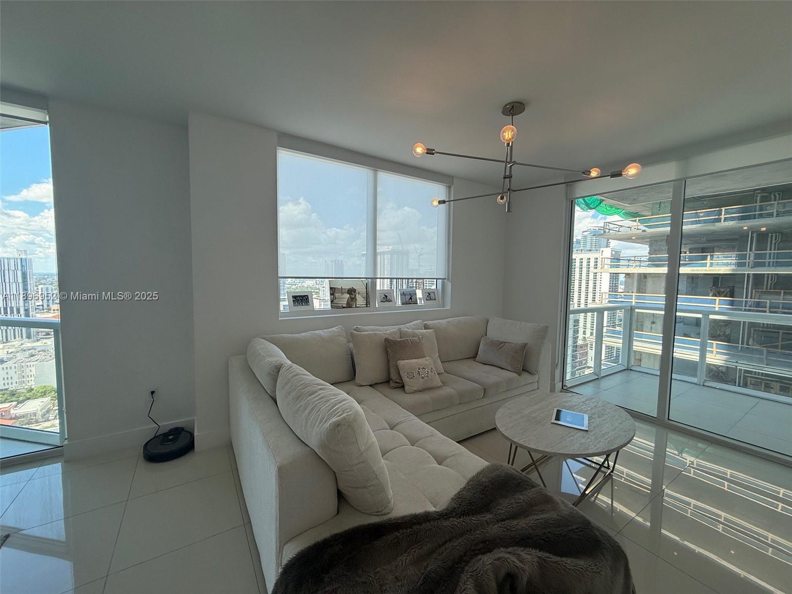 244 Biscayne Boulevard, Unit 3708 Miami, FL 33132 - Photo 18 of 51