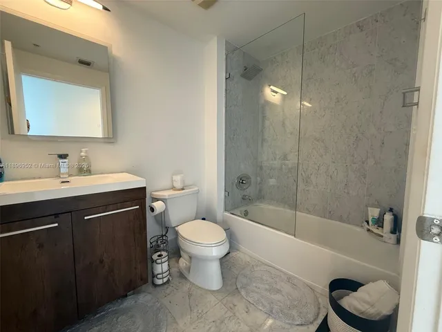 $665,000 | 244 Biscayne Boulevard, Unit 3708, Miami, FL 33132