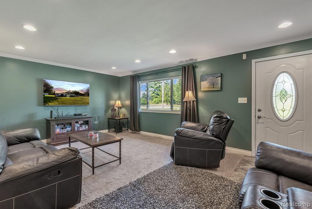 8989 Exeter Road Carleton, MI 48117 - Photo 14 of 47