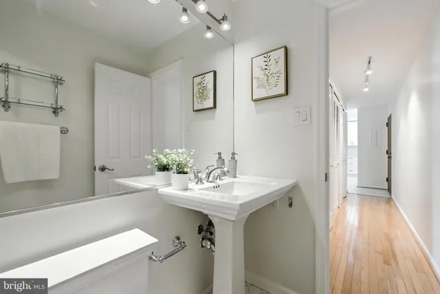 $500,000 | 2138 California Street Northwest, Unit 505, Washington, DC 20008