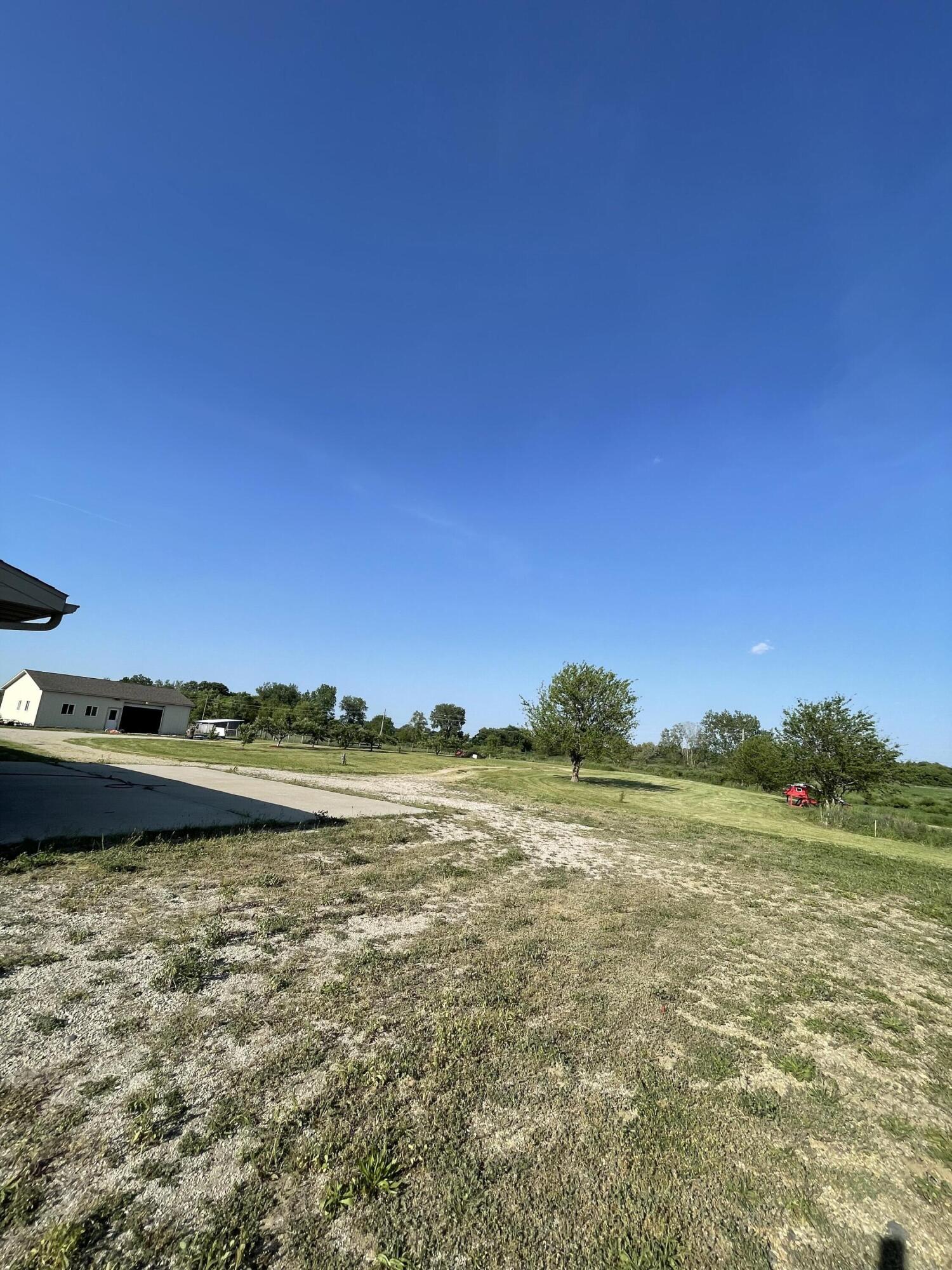 90590 County Road 215 Decatur, MI 49045 - Photo 23 of 29 A28E86BD-E32C-427F-9A90-09FDEE6FD4C2