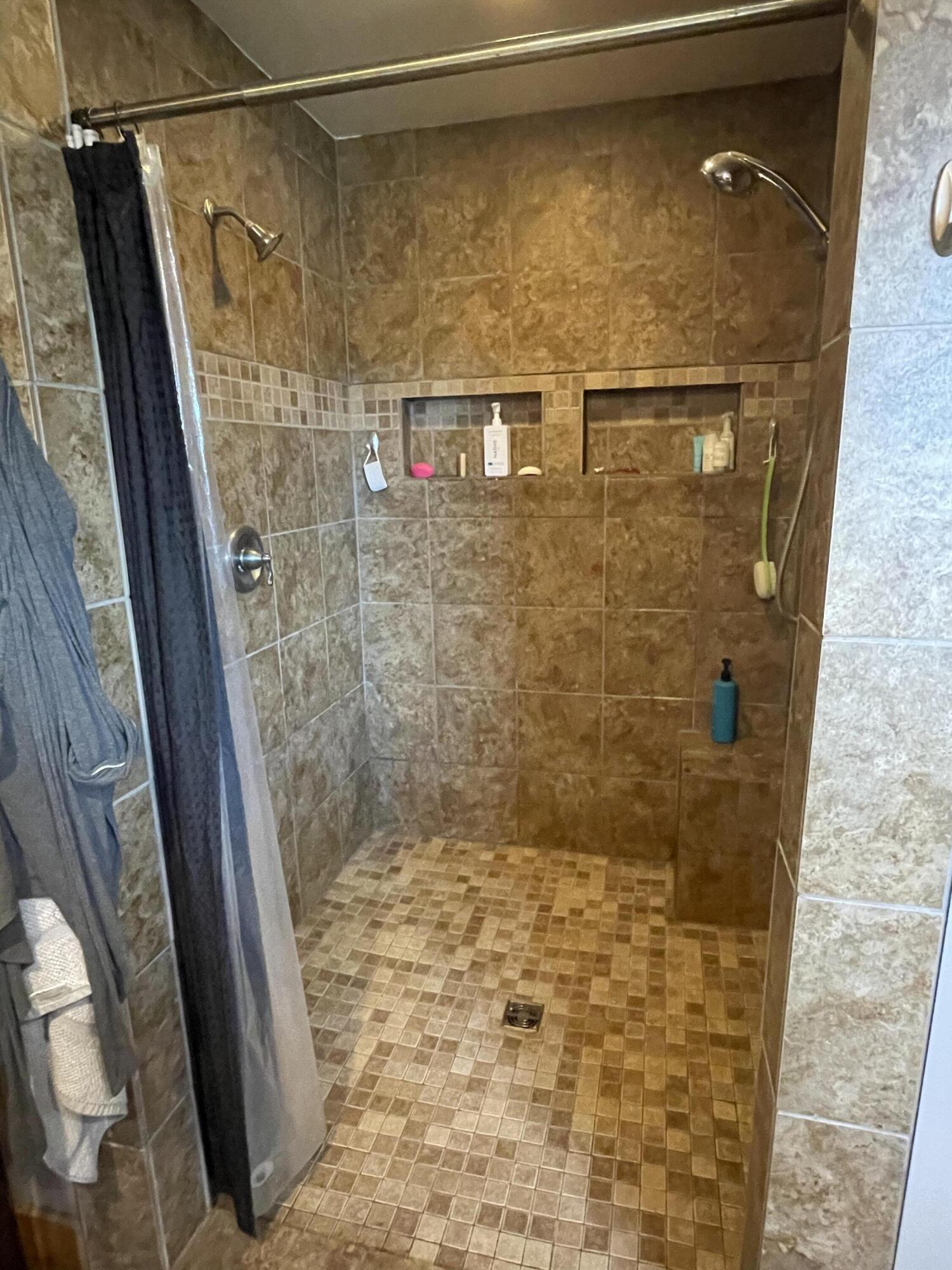 90590 County Road 215 Decatur, MI 49045 - Photo 8 of 29 F0AA6DFF-0402-44F3-983F-4743A14C0E18