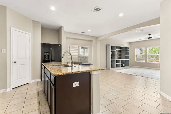 $220,000 | 9122 Vondel Park, Converse, TX 78109