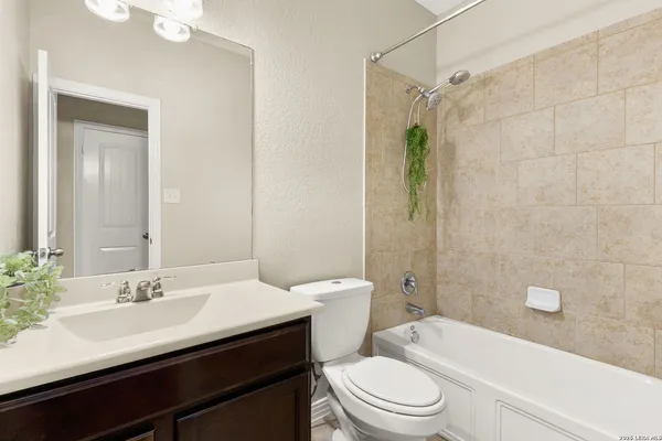 $220,000 | 9122 Vondel Park, Converse, TX 78109