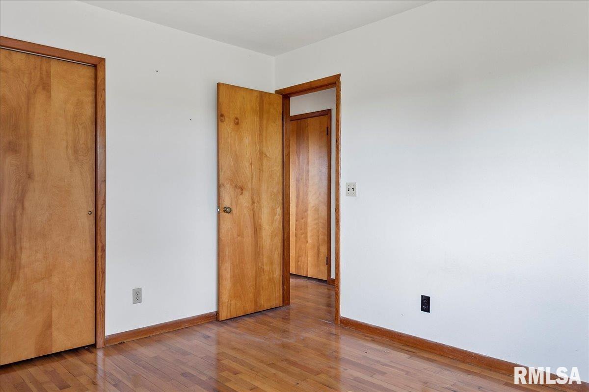 2410 Old State Road Jacksonville, IL 62650 - Photo 16 of 50