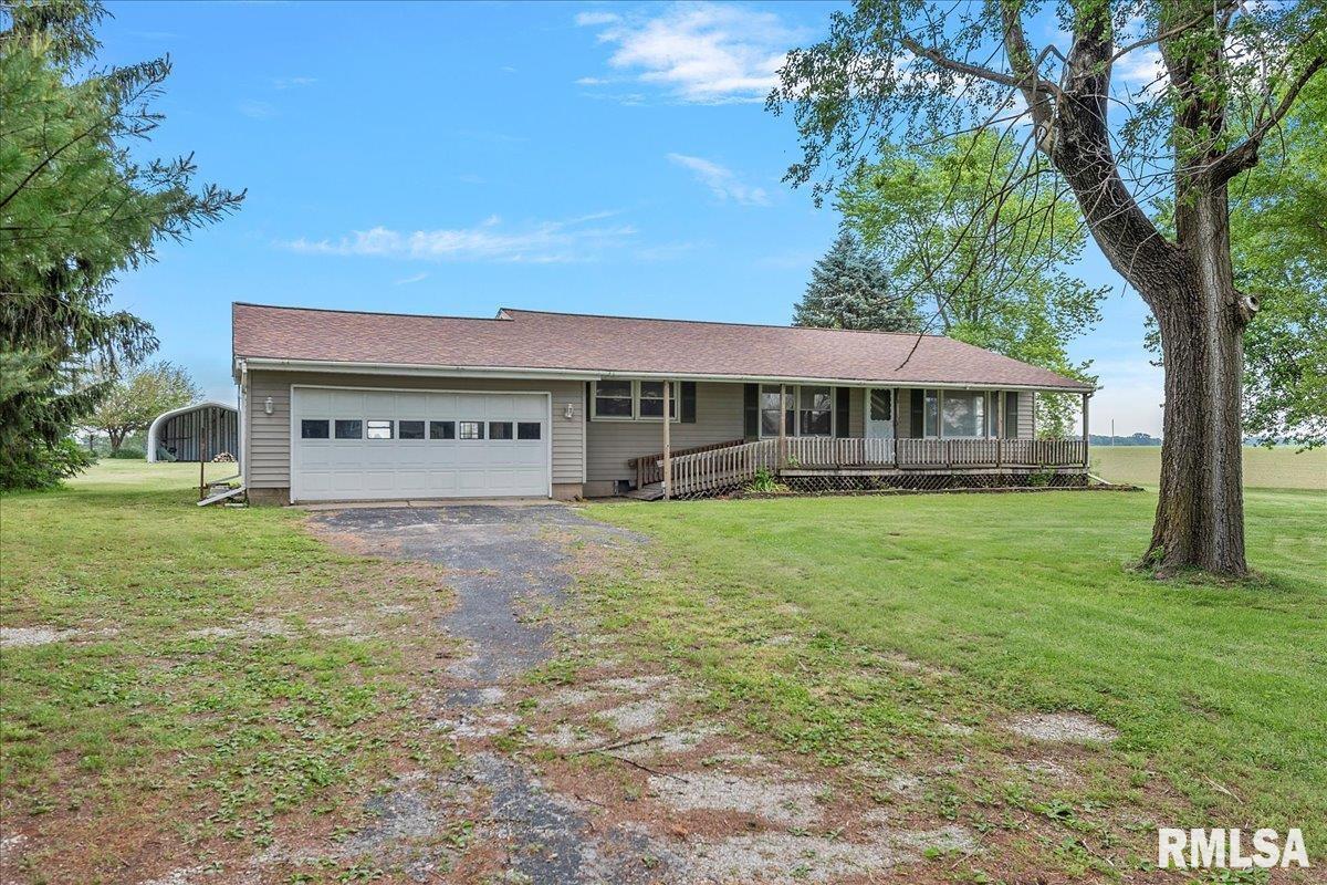2410 Old State Road Jacksonville, IL 62650 - Photo 3 of 50