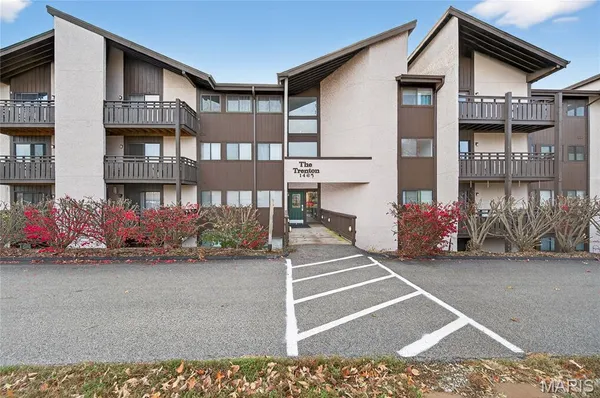 $122,500 | 1465 Heritage Landing, Unit 35, St. Charles, MO 63303