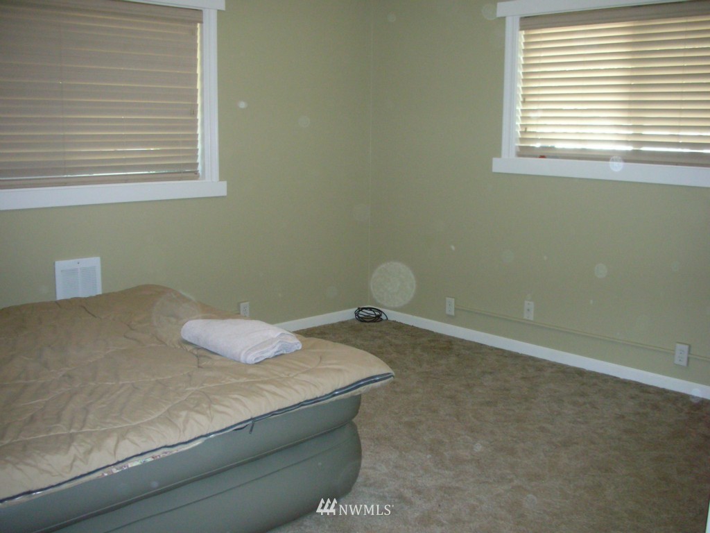 25642 Lake Fenwick Road Kent, WA 98032 - Photo 15 of 23 Gallery Image 15