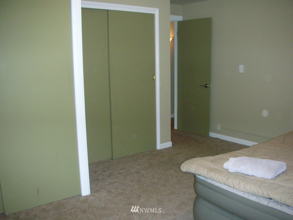 25642 Lake Fenwick Road Kent, WA 98032 - Photo 16 of 23 Gallery Image 16