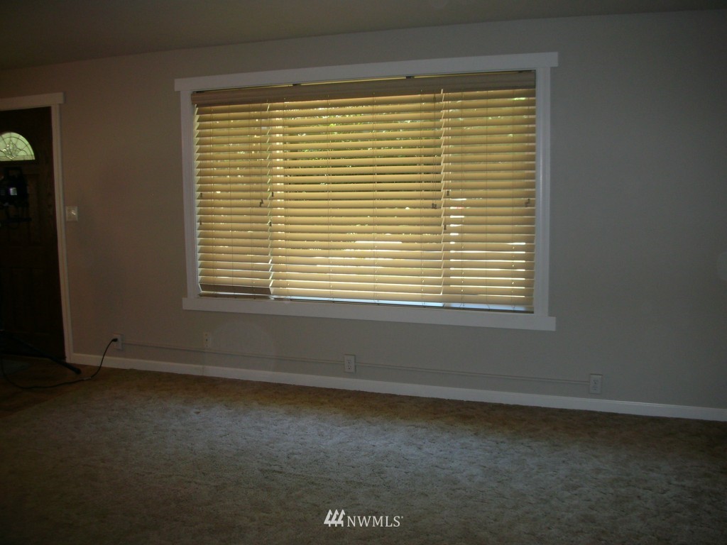 25642 Lake Fenwick Road Kent, WA 98032 - Photo 10 of 23 Gallery Image 10
