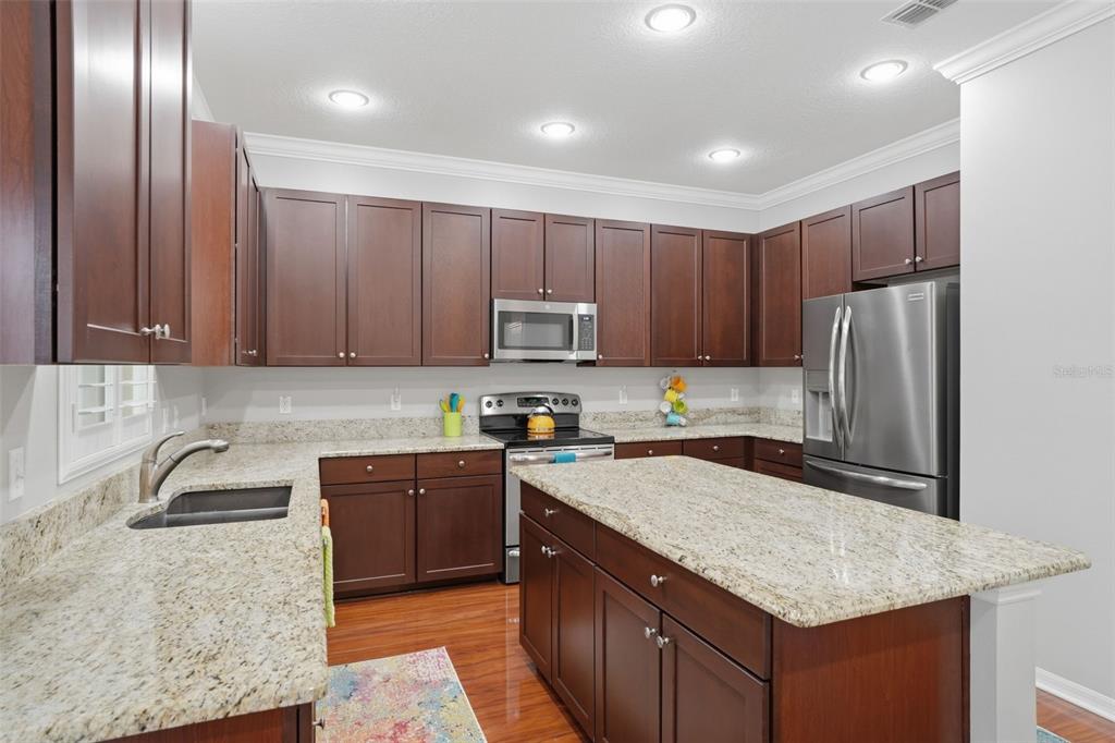 5693 Daley Way Oviedo, FL 32765 - Photo 15 of 52