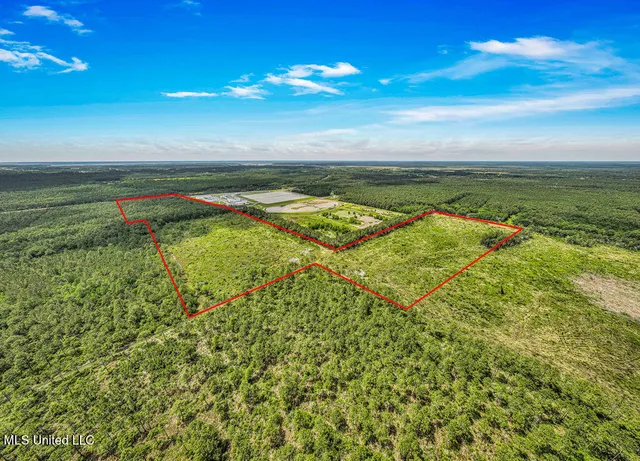 $125,660 | 1 Bayou Cumbest Road, Moss Point, MS 39562