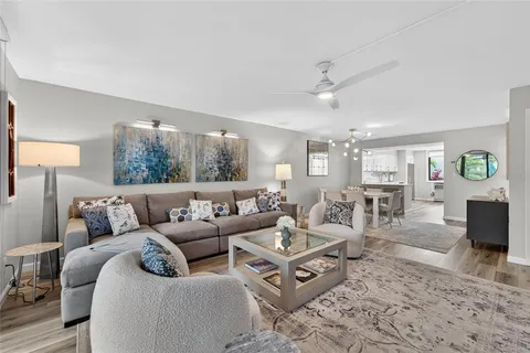 $900,000 | 828 Bayport Way, Longboat Key, FL 34228