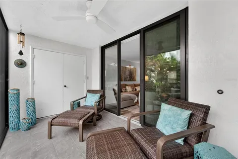 $900,000 | 828 Bayport Way, Longboat Key, FL 34228