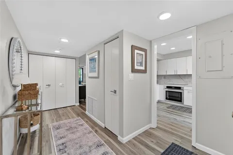 $900,000 | 828 Bayport Way, Longboat Key, FL 34228
