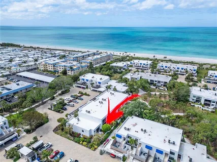 $900,000 | 828 Bayport Way, Longboat Key, FL 34228