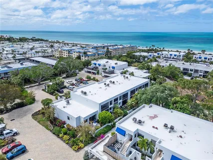 $900,000 | 828 Bayport Way, Longboat Key, FL 34228