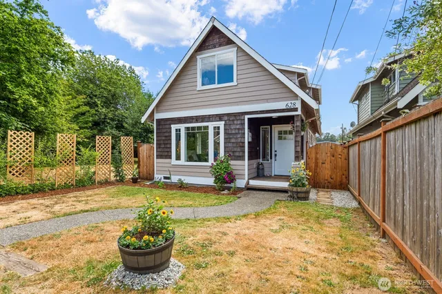 $599,999 | 628 Roberts Street, Monroe, WA 98272