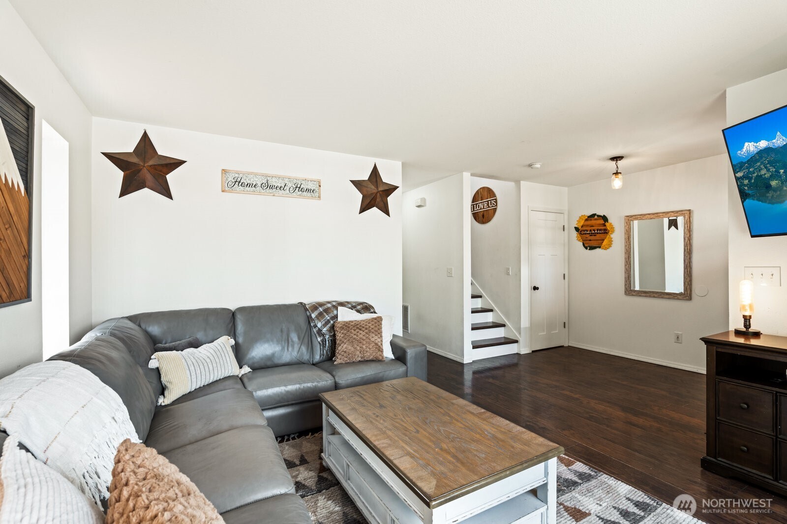 628 Roberts Street Monroe, WA 98272 - Photo 3 of 34