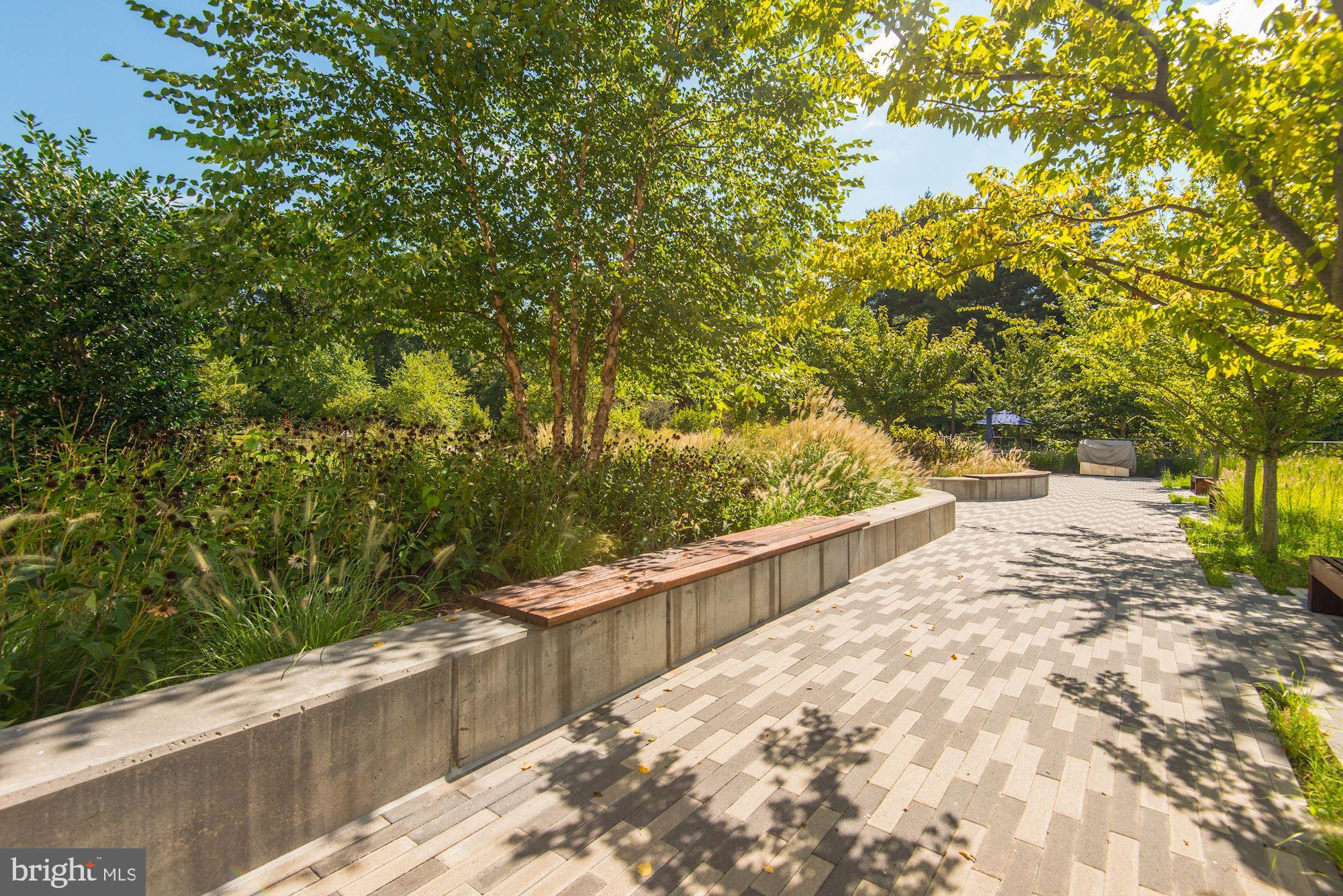 5101 River Road, Unit 1406 Bethesda, MD 20816 - Photo 28 of 30 WALKWAY
