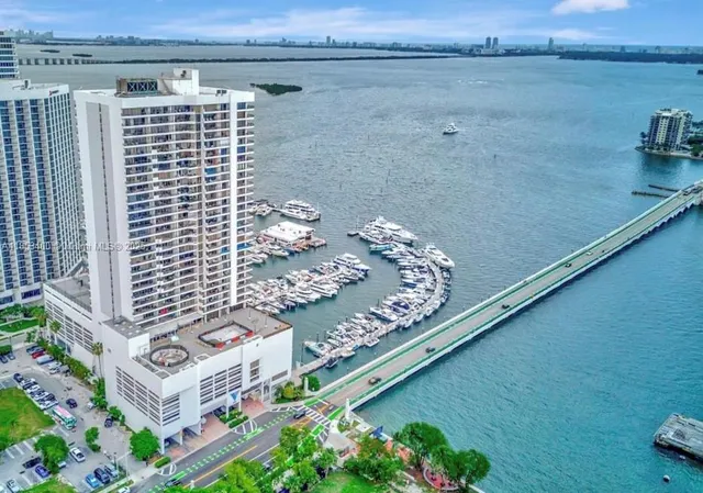 $410,000 | 555 Northeast 15th Street, Unit 32D, Miami, FL 33132