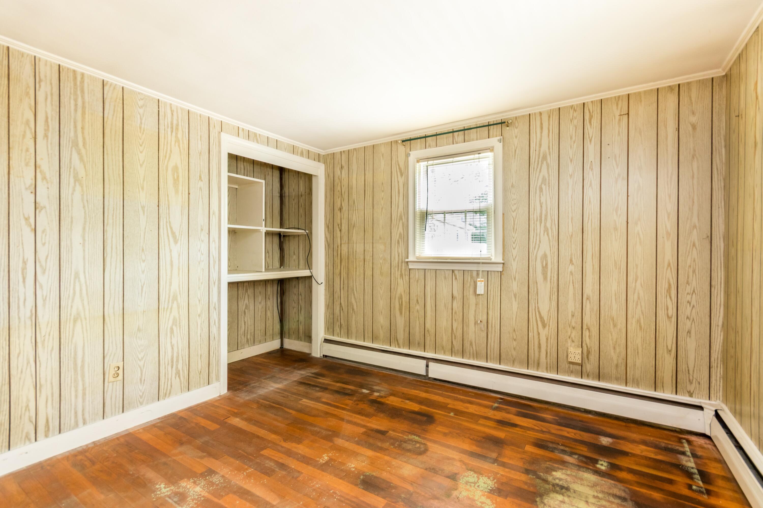 3 Yacht Club Road Centerville, MA 02632 - Photo 18 of 38 1st floor bedroom 2 with closet