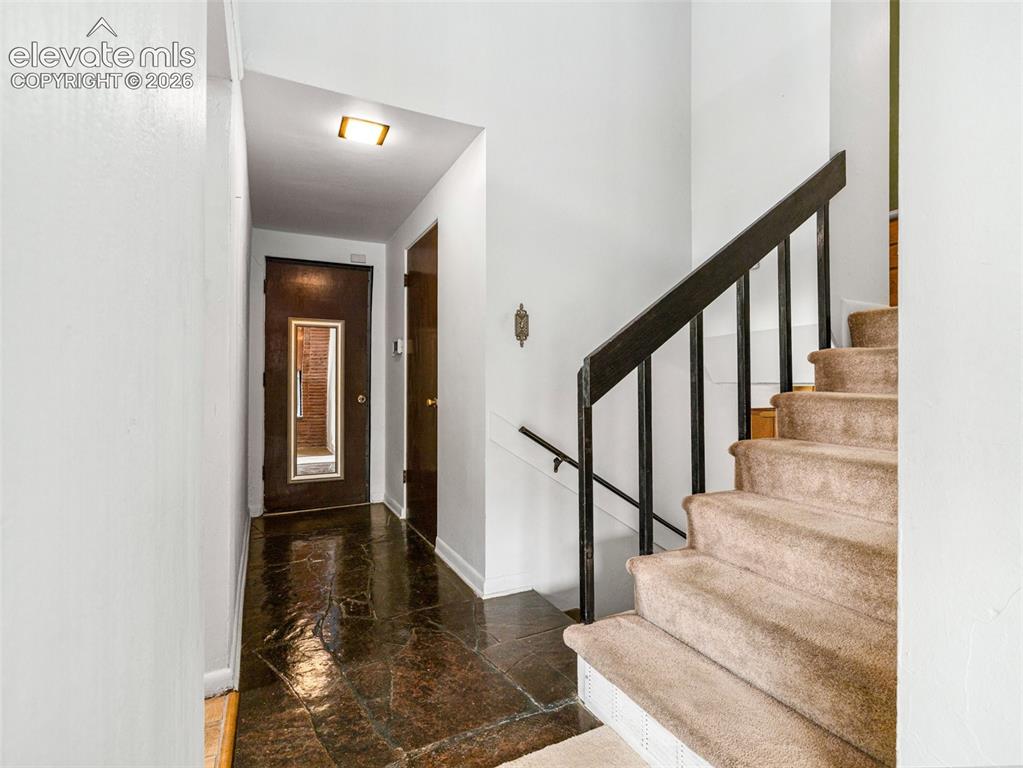 628 Castle Road Colorado Springs, CO 80904 - Photo 18 of 39