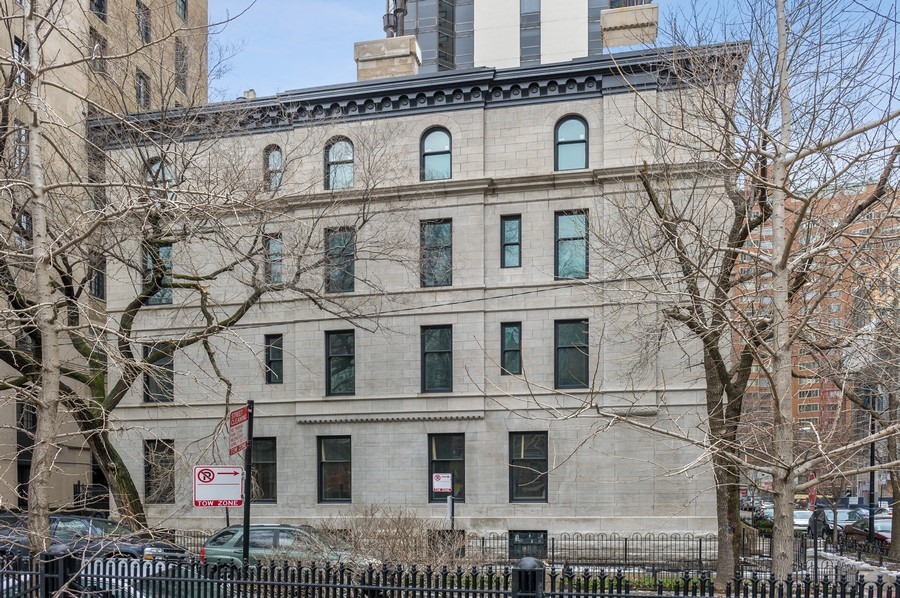 1300 North Ritchie Court, Unit 2 Chicago, IL 60610 - Photo 1 of 25 a front view of a building