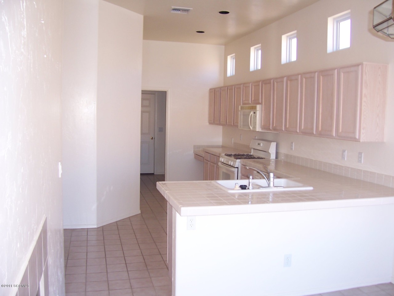 350 Piazza Sant Angelo Court Rio Rico, AZ 85648 - Photo 7 of 8