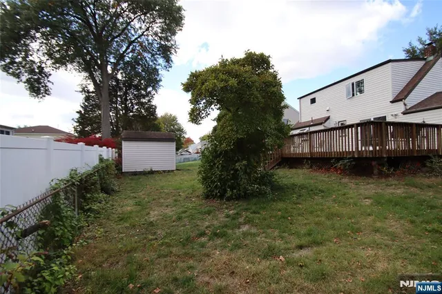 $599,900 | 28-12 Sherman Place, Fair Lawn, NJ 07410