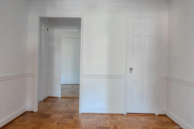 $459,000 | 7 Chateaux Circle, Unit 7E, Scarsdale, NY 10583