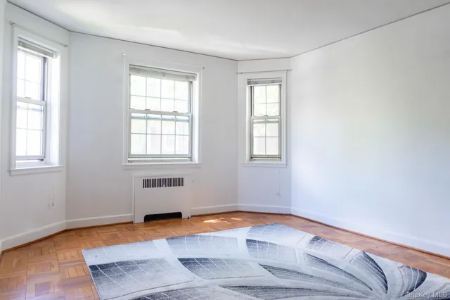 $459,000 | 7 Chateaux Circle, Unit 7E, Scarsdale, NY 10583