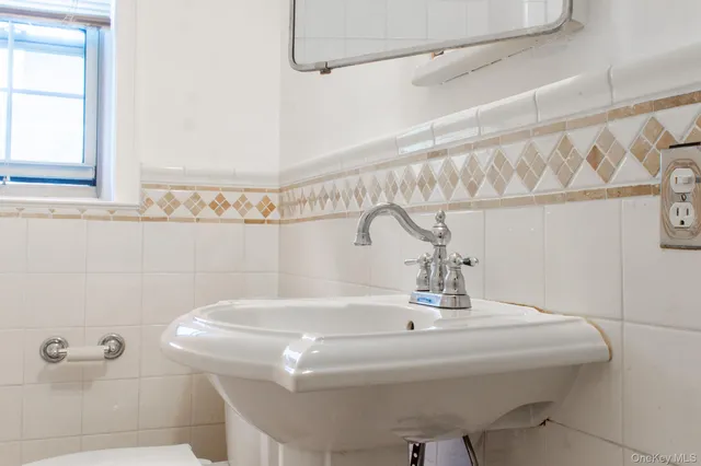 $459,000 | 7 Chateaux Circle, Unit 7E, Scarsdale, NY 10583