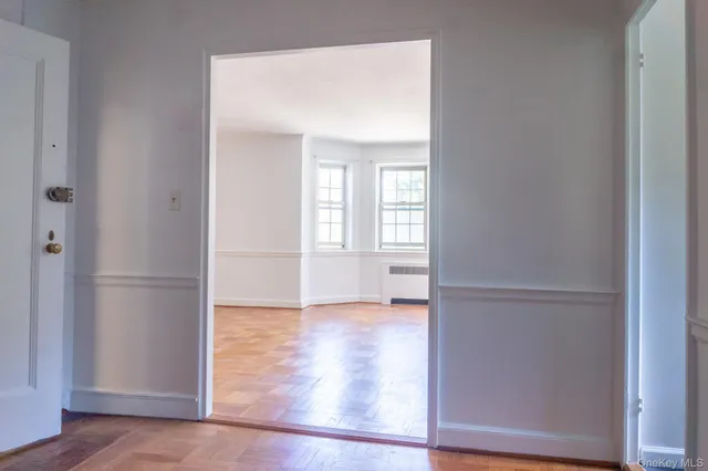 $459,000 | 7 Chateaux Circle, Unit 7E, Scarsdale, NY 10583