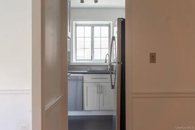 $459,000 | 7 Chateaux Circle, Unit 7E, Scarsdale, NY 10583