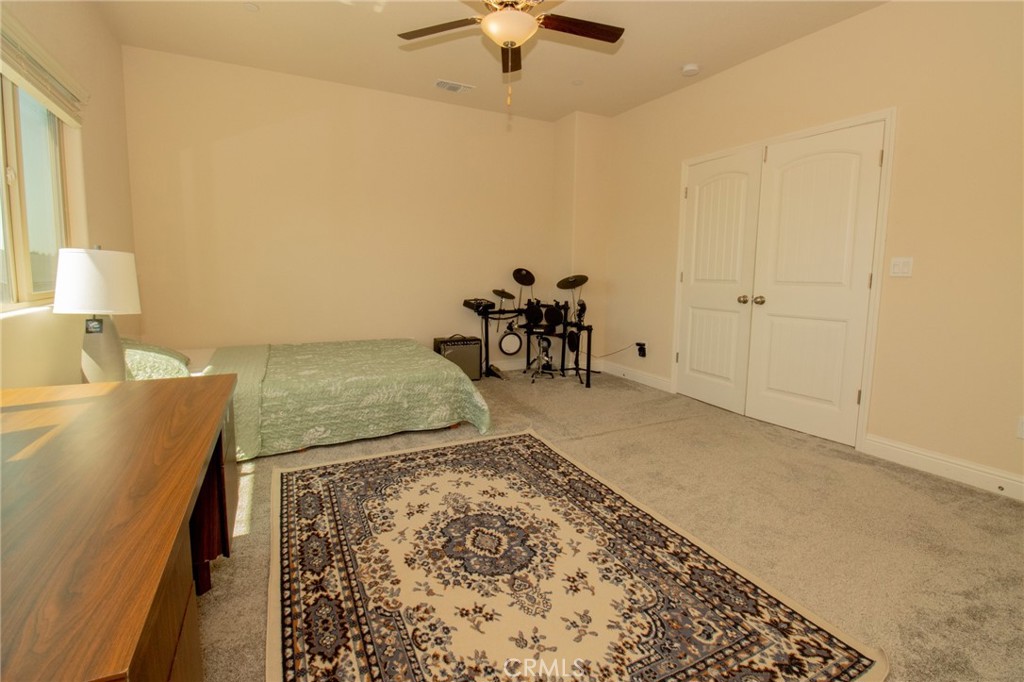 2482 Valdes Drive Merced, CA 95340 - Photo 20 of 46 Second room