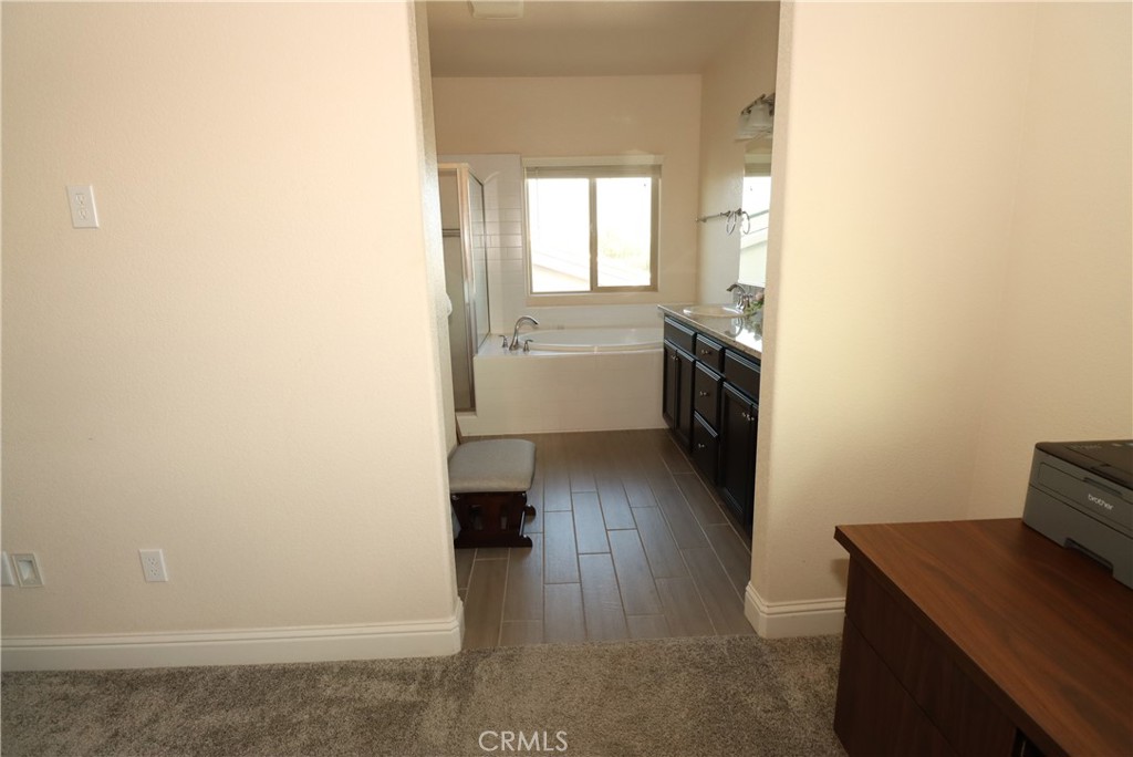 2482 Valdes Drive Merced, CA 95340 - Photo 24 of 46