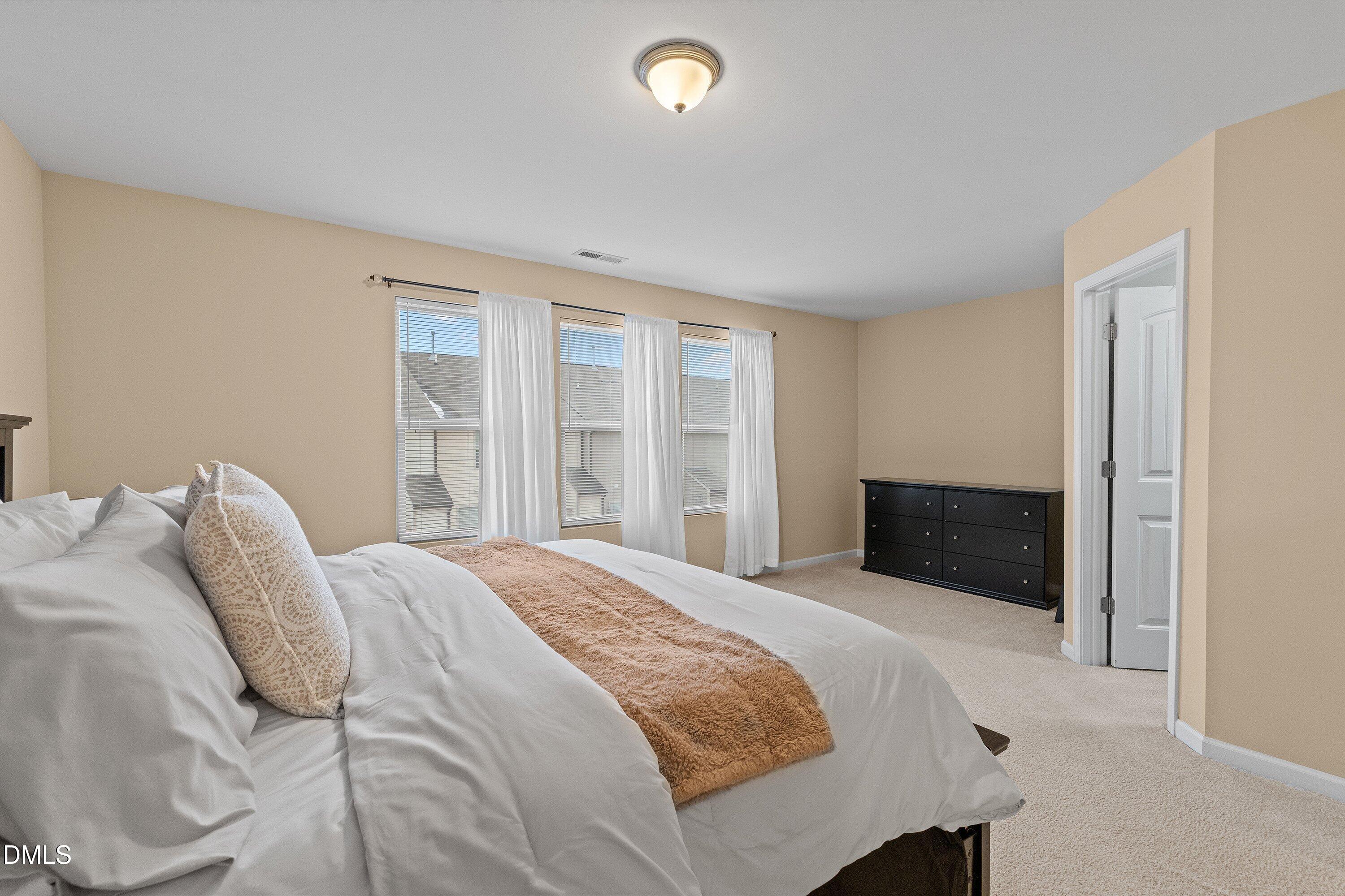 305 Leighann Ridge Lane Rolesville, NC 27571 - Photo 19 of 35 305 Leighann Ridge Ln_1451