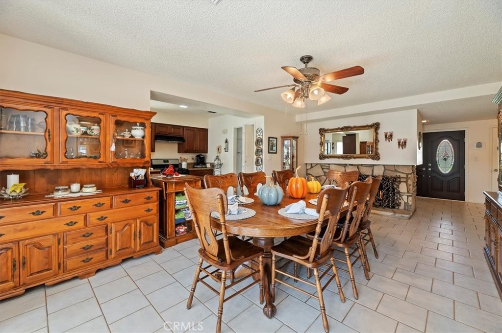 443 Termino Avenue Corona, CA 92879 - Photo 18 of 28