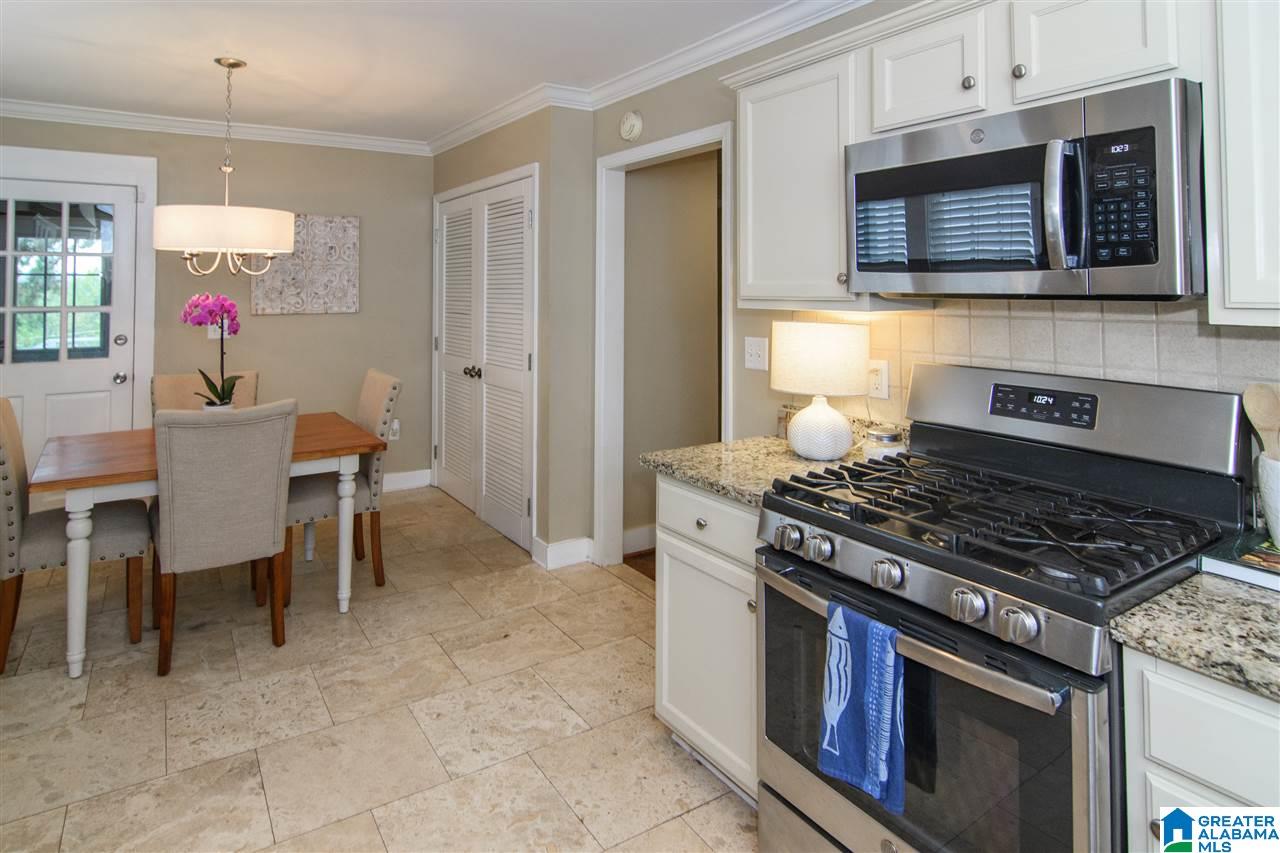 907 Irving Road Birmingham, AL 35209 - Photo 12 of 33