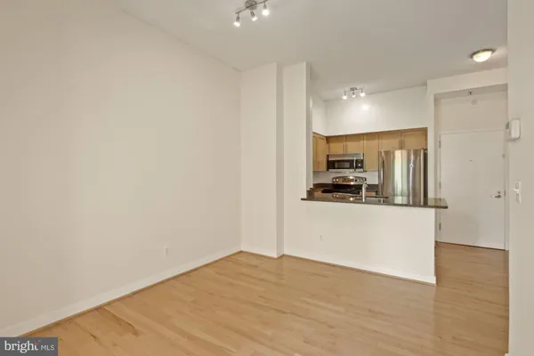$2,000 | 7500 Woodmont Avenue, Unit S209, Bethesda, MD 20814