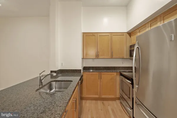 $2,000 | 7500 Woodmont Avenue, Unit S209, Bethesda, MD 20814