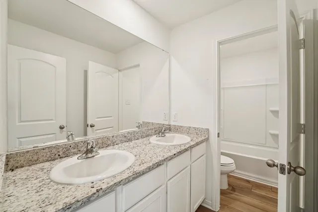 $399,999 | 571 Aplite Pass, Maxwell, TX 78656