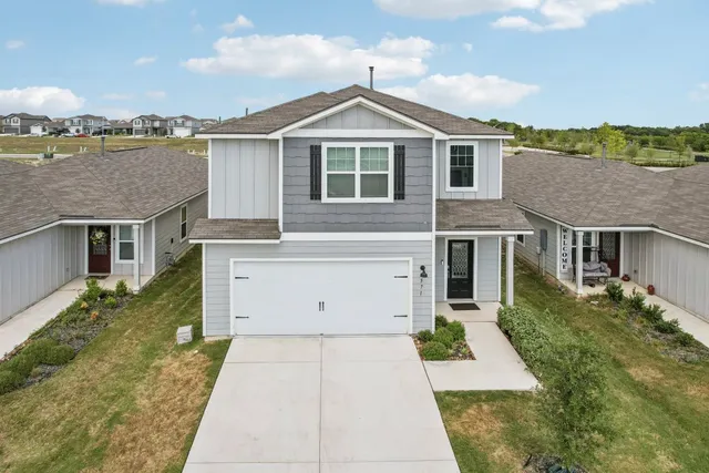 $399,999 | 571 Aplite Pass, Maxwell, TX 78656