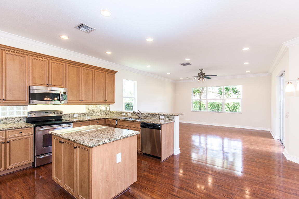 7901 Emerald Winds Circle Boynton Beach, FL 33473 - Photo 7 of 49 7901 Emerald Winds Cir-509