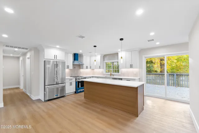 $699,000 | 75 Ohio Avenue, Middletown, NJ 07758