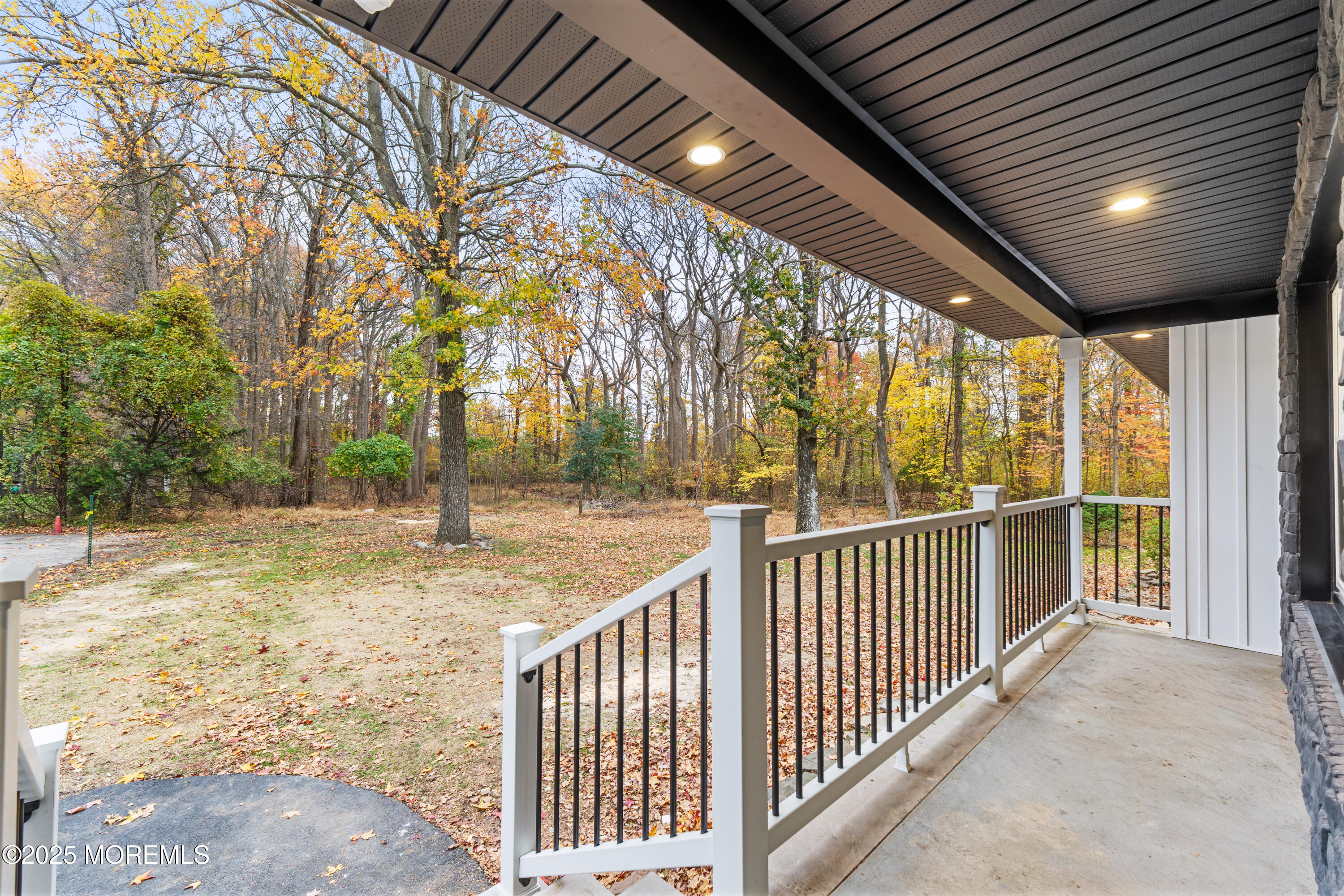 75 Ohio Avenue Middletown, NJ 07758 - Photo 8 of 40 image-39