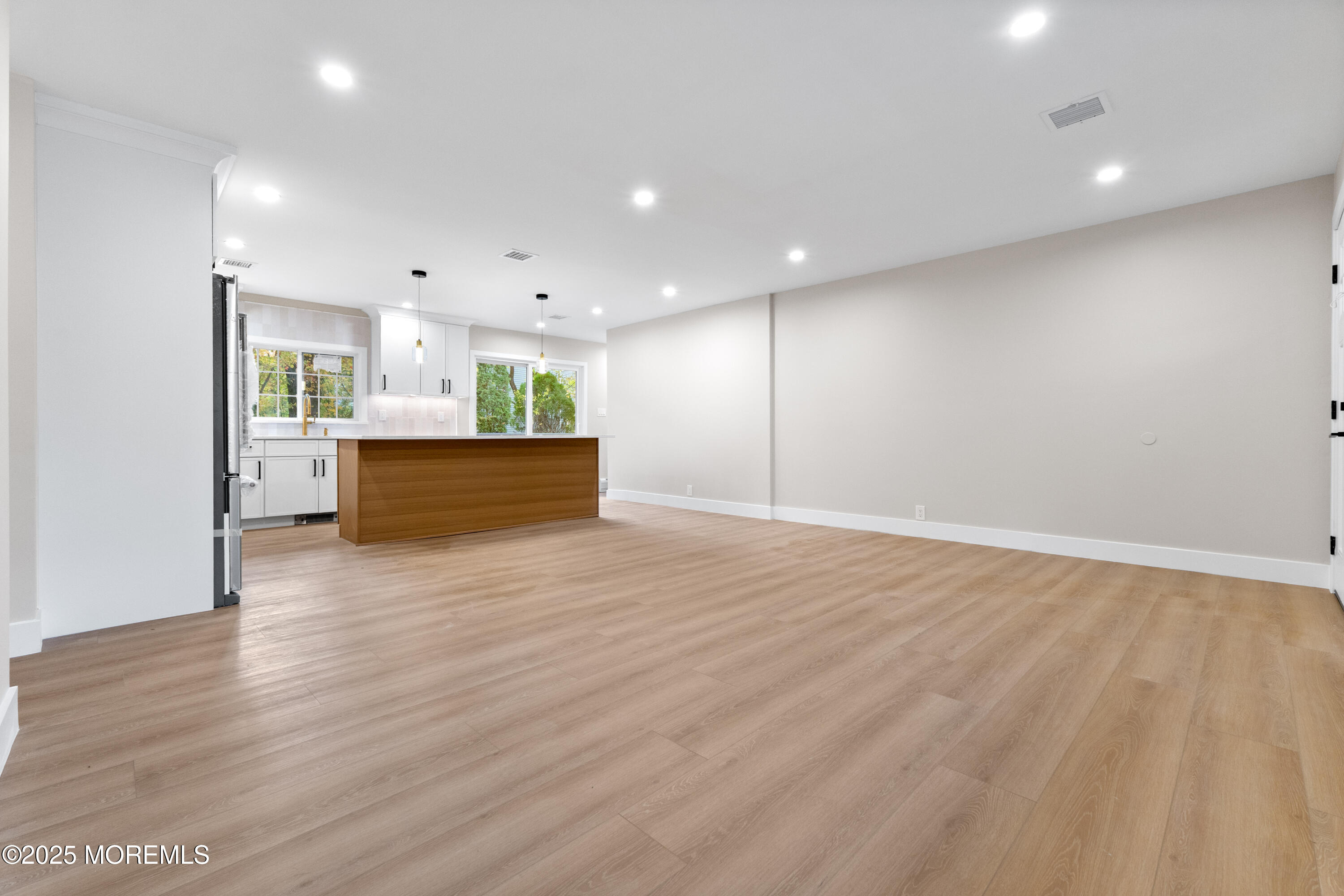 75 Ohio Avenue Middletown, NJ 07758 - Photo 10 of 40 image-21